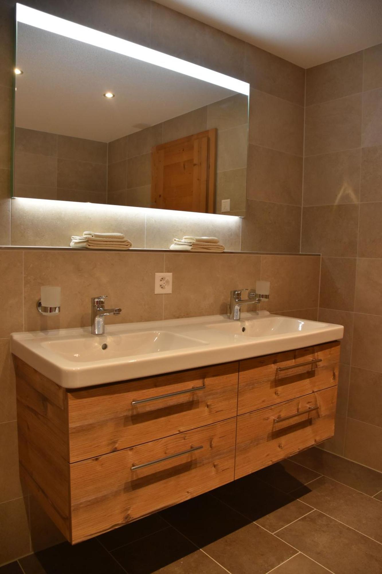 גרינדלוולד Ferienwohnungen Chalet Hohturnen מראה חיצוני תמונה